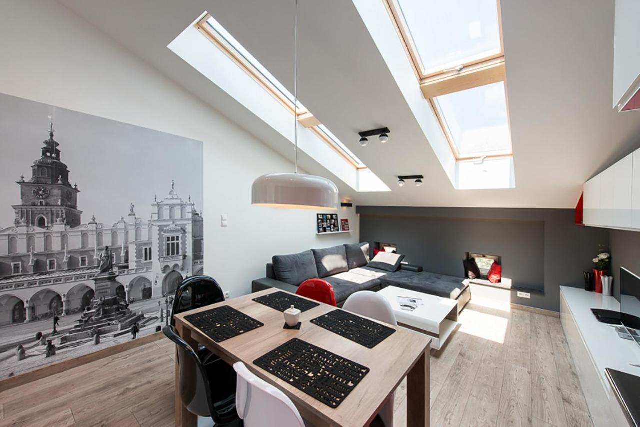 Cozy And Large 62 M2 Apartment With Air Conditioning, Old Town Krakow Bagian luar foto