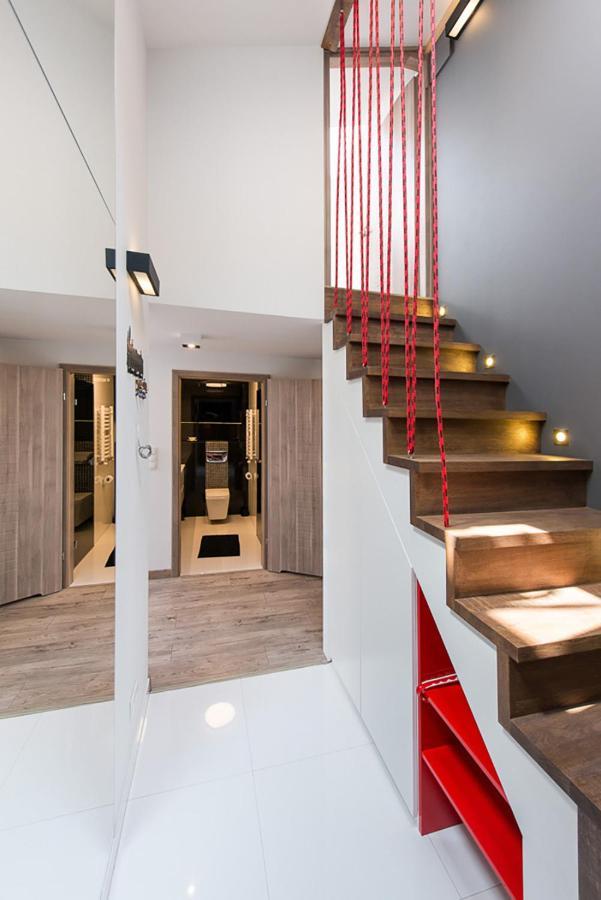 Cozy And Large 62 M2 Apartment With Air Conditioning, Old Town Krakow Bagian luar foto
